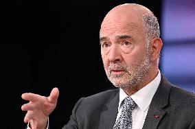 Pierre Moscovici On Dimanche En Politique - Paris