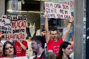 Casas Para Viver Protests