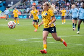 Manchester City v Brighton & Hove Albion - Barclays Women's Super League