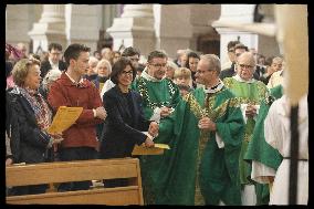 Rachida Dati at a mass Rachida Dati during a mass at Saint Francois Xavier's Church - Paris