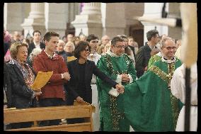 Rachida Dati at a mass Rachida Dati during a mass at Saint Francois Xavier's Church - Paris