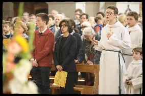 Rachida Dati at a mass Rachida Dati during a mass at Saint Francois Xavier's Church - Paris