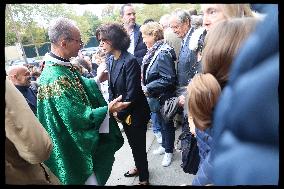 Rachida Dati at a mass Rachida Dati during a mass at Saint Francois Xavier's Church - Paris