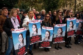 Tribute To 19 Years Old Student Killed - Paris