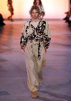 PFW - Isabel Marant Runway