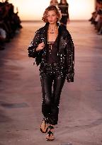 PFW - Isabel Marant Runway