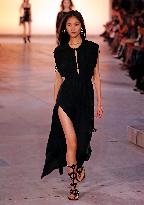 PFW - Isabel Marant Runway