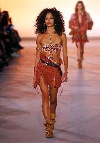 PFW - Isabel Marant Runway