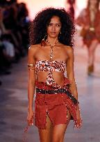 PFW - Isabel Marant Runway