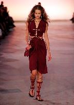 PFW - Isabel Marant Runway