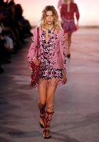 PFW - Isabel Marant Runway