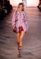 PFW - Isabel Marant Runway