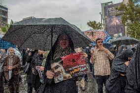 Iranians Mourn Nasrallah - Tehran