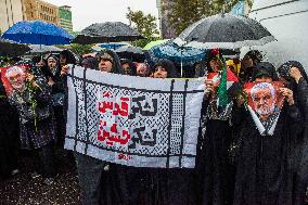 Iranians Mourn Nasrallah - Tehran