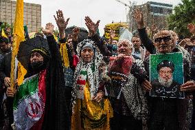 Iranians Mourn Nasrallah - Tehran