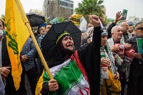 Iranians Mourn Nasrallah - Tehran