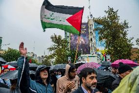 Iranians Mourn Nasrallah - Tehran