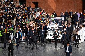 Pope Francis Leads Mass At King Baudouin Stadium - Brussels