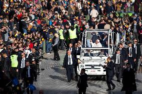 Pope Francis Leads Mass At King Baudouin Stadium - Brussels