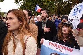 Tribute To Philippine, A 19-Year-Old Student Found Dead - Paris