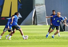 FC Barcelona Training Session