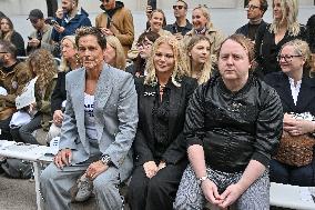 PFW Stella McCartney Front Row