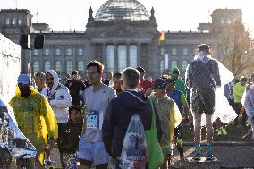 Berlin Celebrates The 50th Edition Of The Marathon