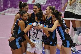 International Trophie ''Una Squadra Per Un Sorriso'':  Final 1°-2° Reale Mutua Fenera Chieri '76 V VakifBank Spor Kulubu