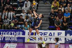 International Trophie ''Una Squadra Per Un Sorriso'':  Final 1°-2° Reale Mutua Fenera Chieri '76 V VakifBank Spor Kulubu