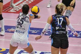 International Trophie ''Una Squadra Per Un Sorriso'':  Final 1°-2° Reale Mutua Fenera Chieri '76 V VakifBank Spor Kulubu