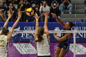 International Trophie ''Una Squadra Per Un Sorriso'':  Final 1°-2° Reale Mutua Fenera Chieri '76 V VakifBank Spor Kulubu