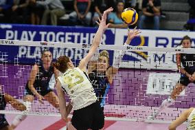 International Trophie ''Una Squadra Per Un Sorriso'':  Final 1°-2° Reale Mutua Fenera Chieri '76 V VakifBank Spor Kulubu