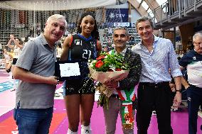 International Trophie ''Una Squadra Per Un Sorriso'':  Final 1°-2° Reale Mutua Fenera Chieri '76 V VakifBank Spor Kulubu