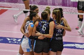 International Trophie ''Una Squadra Per Un Sorriso'':  Final 1°-2° Reale Mutua Fenera Chieri '76 V VakifBank Spor Kulubu