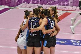 International Trophie ''Una Squadra Per Un Sorriso'':  Final 1°-2° Reale Mutua Fenera Chieri '76 V VakifBank Spor Kulubu