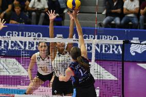 International Trophie ''Una Squadra Per Un Sorriso'':  Final 1°-2° Reale Mutua Fenera Chieri '76 V VakifBank Spor Kulubu