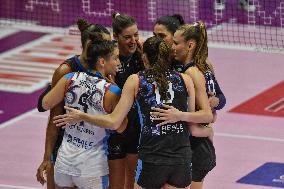 International Trophie ''Una Squadra Per Un Sorriso'':  Final 1°-2° Reale Mutua Fenera Chieri '76 V VakifBank Spor Kulubu