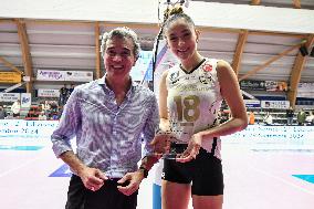 International Trophie ''Una Squadra Per Un Sorriso'':  Final 1°-2° Reale Mutua Fenera Chieri '76 V VakifBank Spor Kulubu