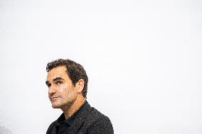 Roger Federer At UNIQLO Press Conference - Paris