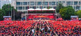 Chinese Celebrate National Day in Suqian