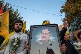 Iran-Protest Against Killing Hassan Nasrallah In Tehran