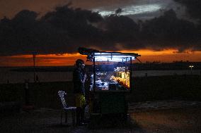 Daily Life In Colombo