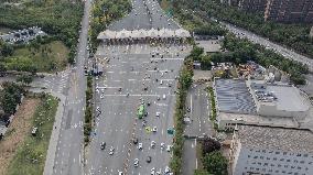 Congestion on The Xi 'an Section of the Baotou - Maoming Expressway in Xi 'an