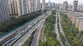 Congestion on The Xi 'an Section of the Baotou - Maoming Expressway in Xi 'an