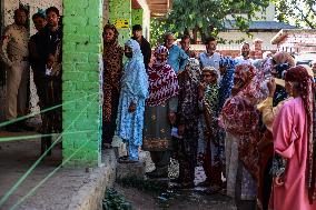 3rd Phase Of Polling In Kashmir