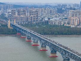 Vehicles Travel on The Nanjing Yangtze River Bridge