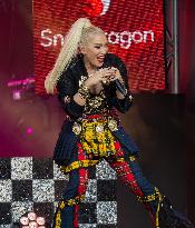 Gwen Stefani Performs At Jimmy Kimmel Live - LA