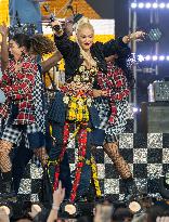 Gwen Stefani Performs At Jimmy Kimmel Live - LA