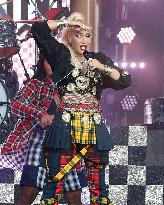 Gwen Stefani Performs At Jimmy Kimmel Live - LA