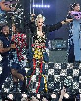 Gwen Stefani Performs At Jimmy Kimmel Live - LA